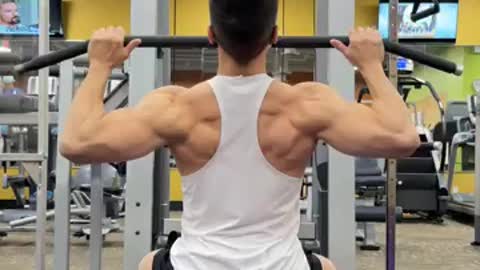 Lat pulldown mistakes!!