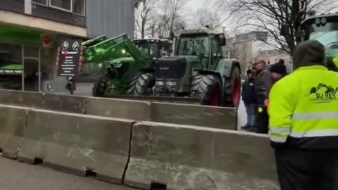 EU: Farmers Manure v Water Cannons as Farmers fight for their livelihood and humanity..