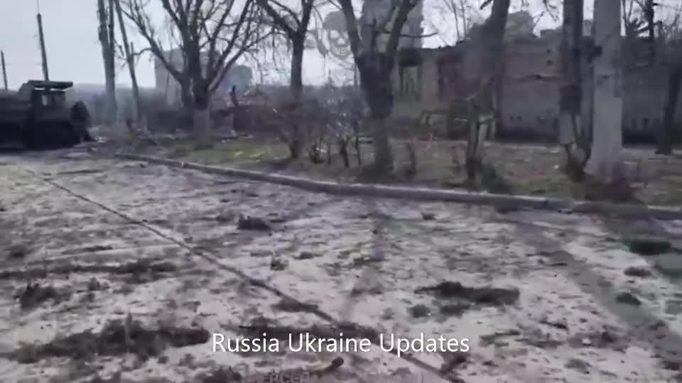 Entrance to Mariupol