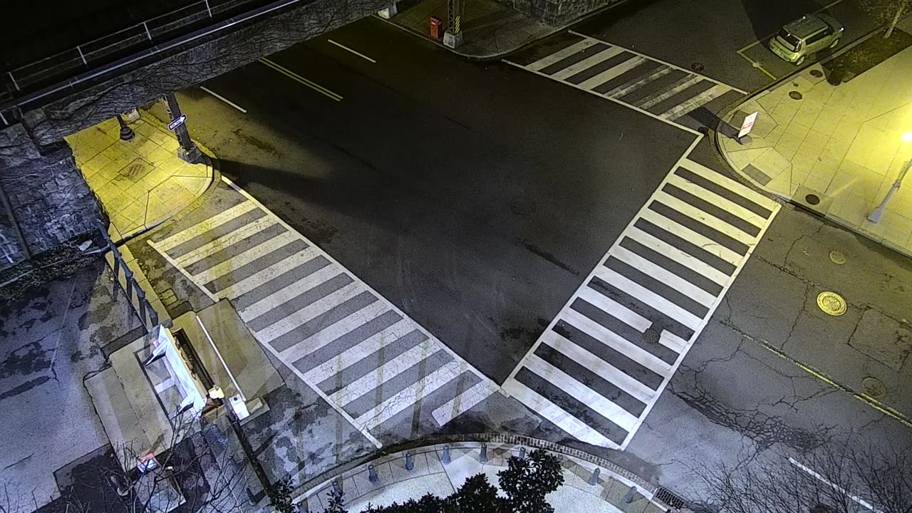 3821FHOBRFSouthwestRoof_2021-01-06_04h08min51s353ms.mp4