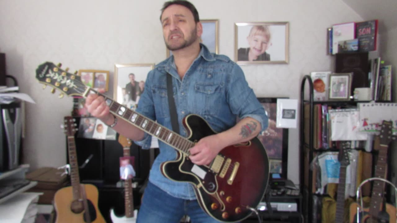 Paul Murphy - 'Winter In My Heart' and 'You're Not Her'