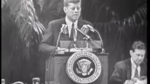 JFK Addressing American Society of Newspaper Editors