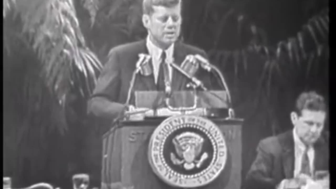 JFK Addressing American Society of Newspaper Editors