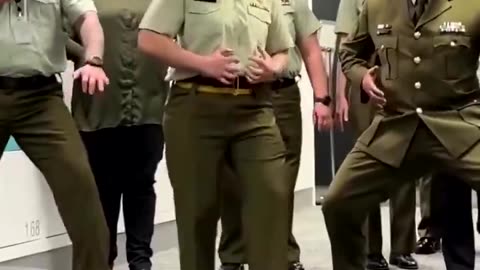 NewZealand Army soldiers welcomed their new commander with a traditional Haka dance.