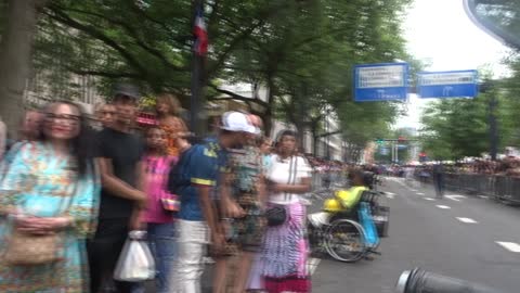 Zomercarnaval Rotterdam 2022 Aankomst aan de Coolsingel, ontbinding en Feest!