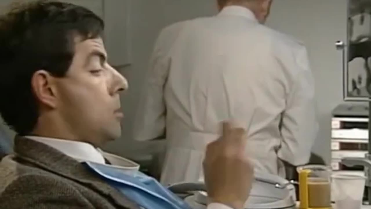 You can't leave mr bean alone 🦷🪥|Mr bean shorts clips #shorts