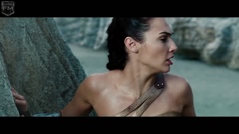 The Beach Battle | Wonder Woman [+Subtitles]