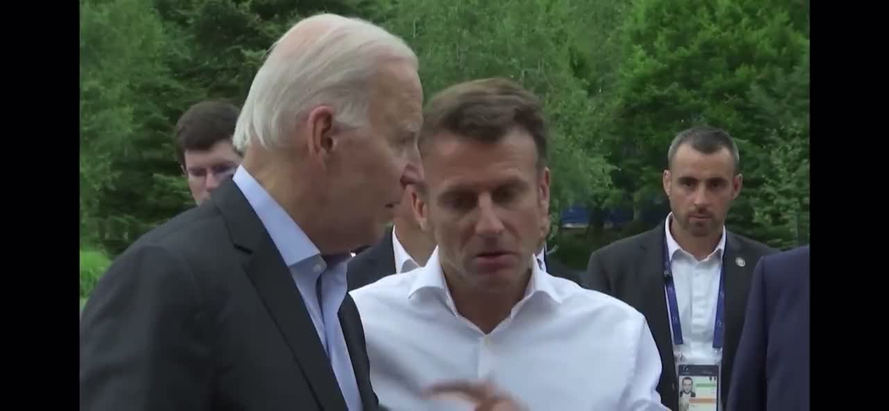 CAUGHT ON VIDEO: Macron humiliates Biden over his plan to beg for Saudi oil