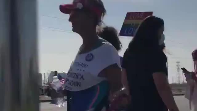 PATRIOT takes on Antifa and BLM single handedly for threatening a dog!!