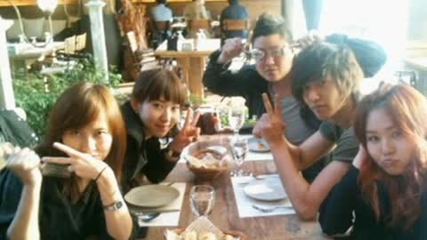 Lee Min-ho standing out among the staff