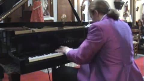 MORGAN ACKERMANN PIANIST Extrait de la Rhapsodie N°6 de F.Liszt