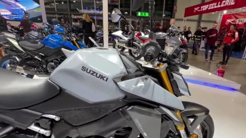 New 2024 suzuki gsxs 1000