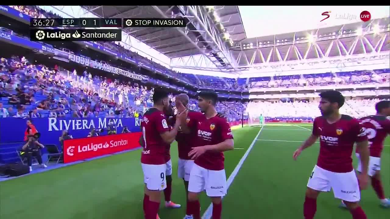 a-Liga-ESPANYOL-BARCELONE-vs-FC-VALENCE