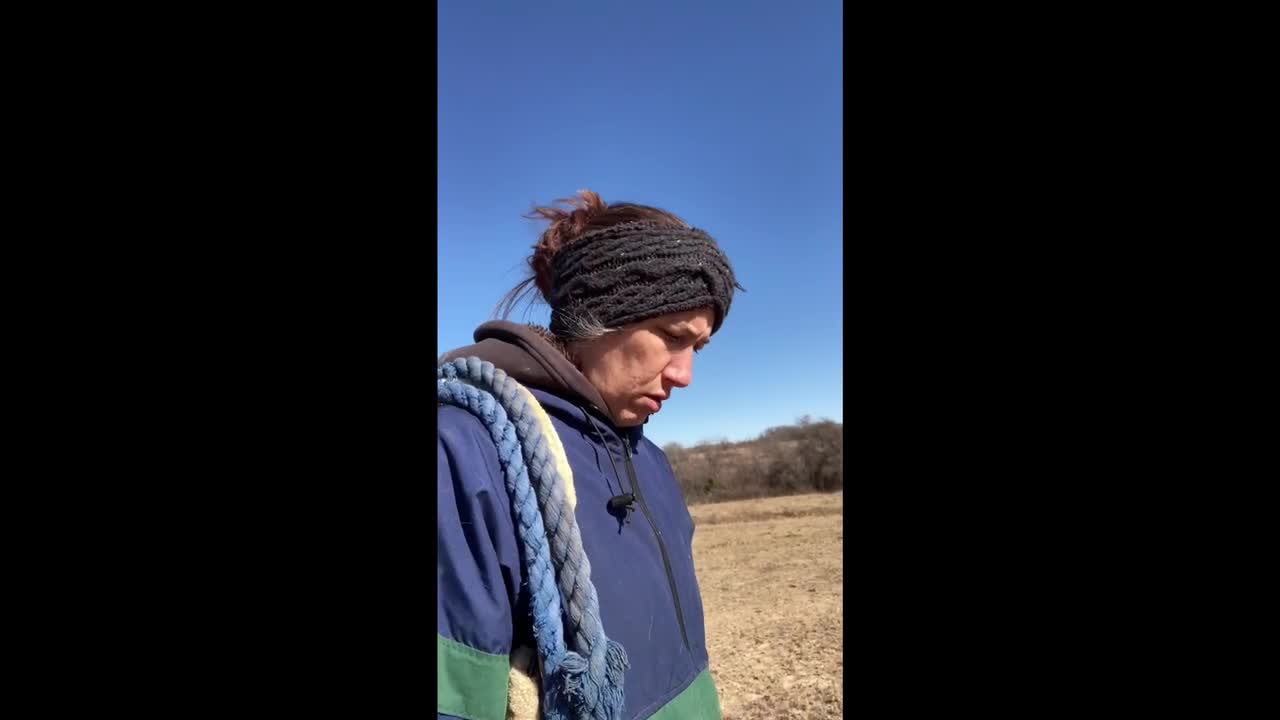 Part 2 of Me vs my Mom Horse Competition!!!