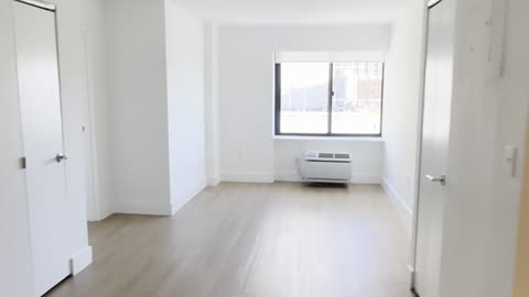 W 24th St & 7th Ave in Chelsea - 1BR - Pent House A Line