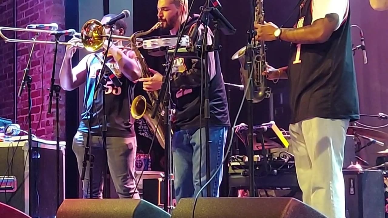 Snacktime - LIVE @ Iron City (Littenhouse)