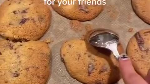 Baking On A School Night tiktok whatsammybakes