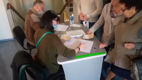 Excitement at the polling stations in Kherson