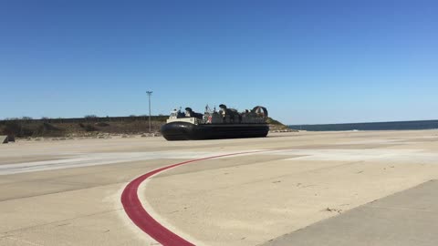 US Navy LCAC Coming Ashore