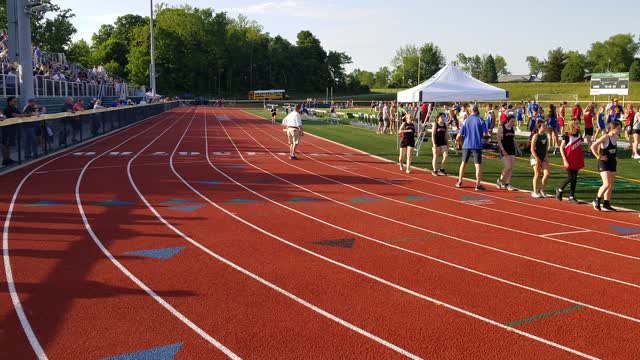 5.17.22 - Girls 400m Dash @ St. Joseph Invitational