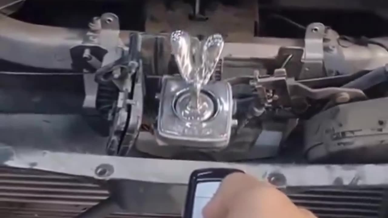 This is how the front symbol of Rolls Royce works