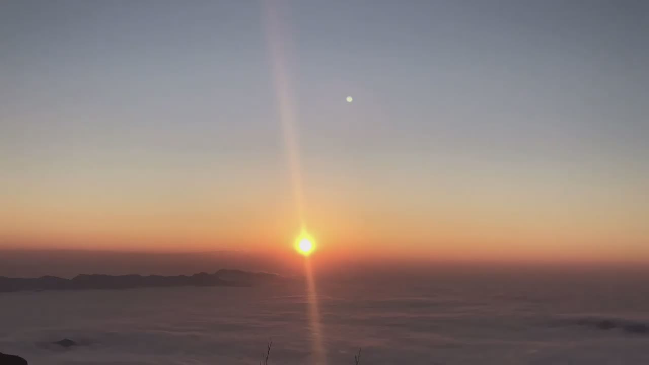 Dawn over the plateau