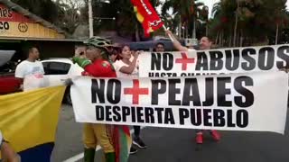 Protesta contra alza de pajes