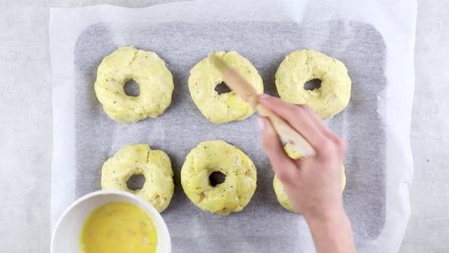 LOW CARB KETO EVERYTHING BAGELS