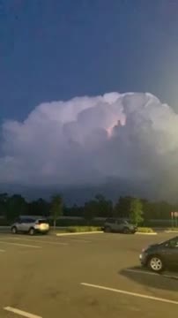 Crazy slow motion footage of Florida lightning strike boom