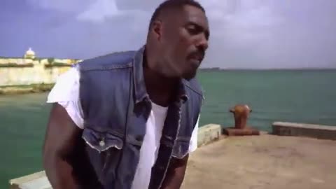 IDRIS ELBA - PRIVATE GARDEN