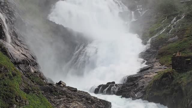 Beautiful Waterfalls Video | Beautiful Nature on Earth