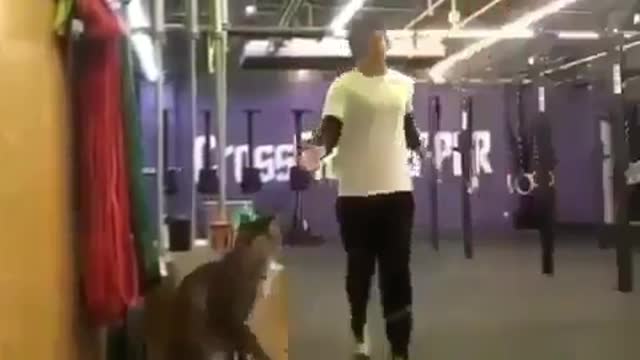 Come on guys, no conversation, training!!