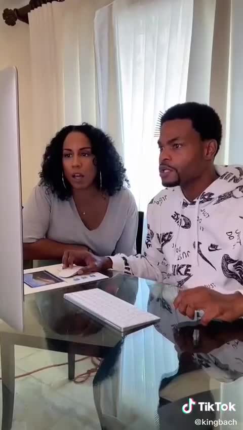 GAG : BILL GATES BIỂU TƯỢNG SEX MỚI 🗣🙄 BILL GATES NEW SEX SYMBOLE 😜