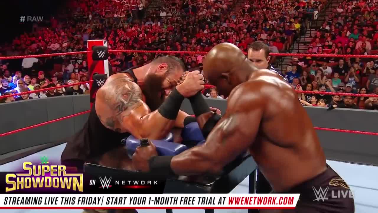 Braun Strowman vs. Bobby Lashley – Arm Wrestling Match: Raw