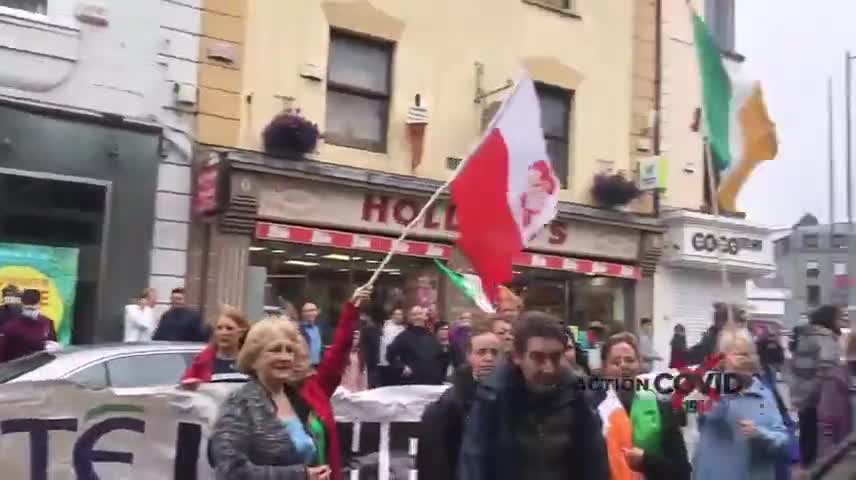 Ireland August 2021 - Vaccine passport protest / protesta irlanda