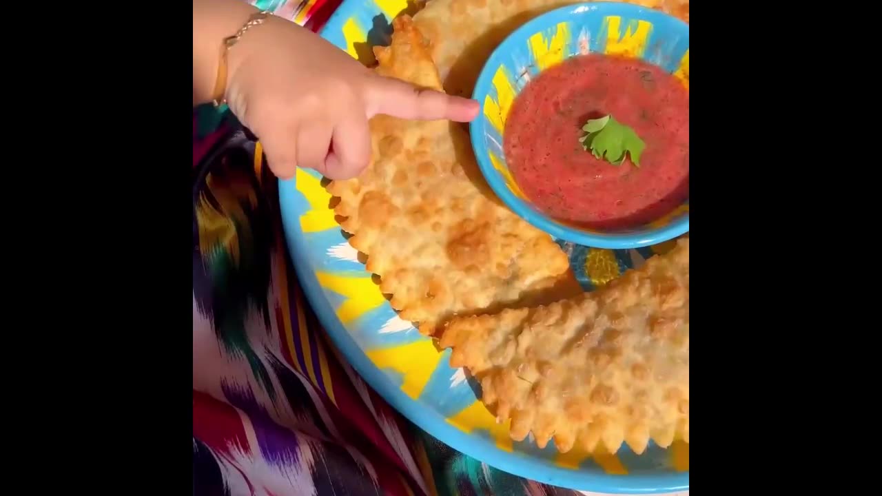 Preparation of Cheburek in Uzbek