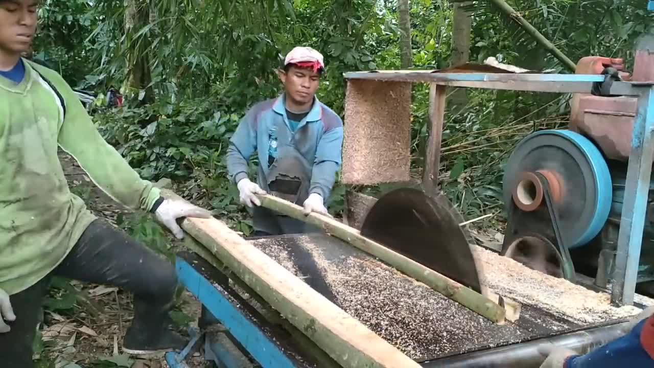 Wood cutter machine