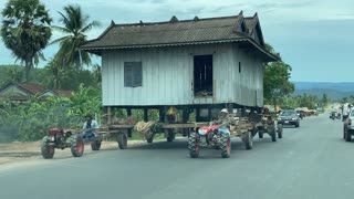 Moving a House on Tractors