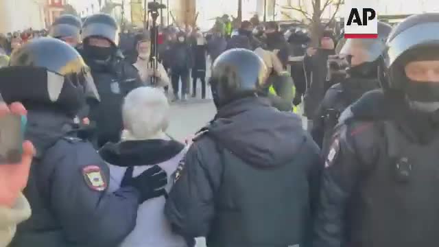 Protests against war in Ukraine in Russian cities