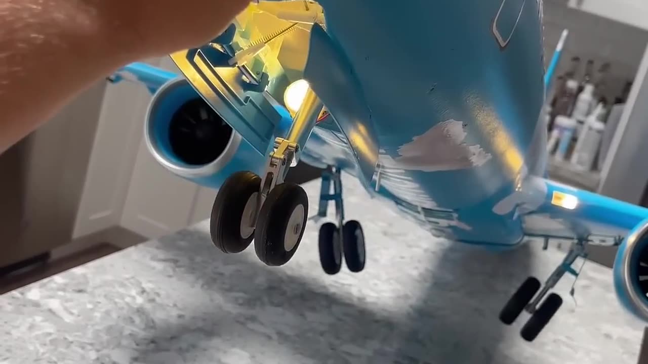 Testing Rc airliner Landing gear