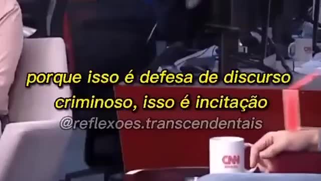 Ditadores disfarçados de intelectual