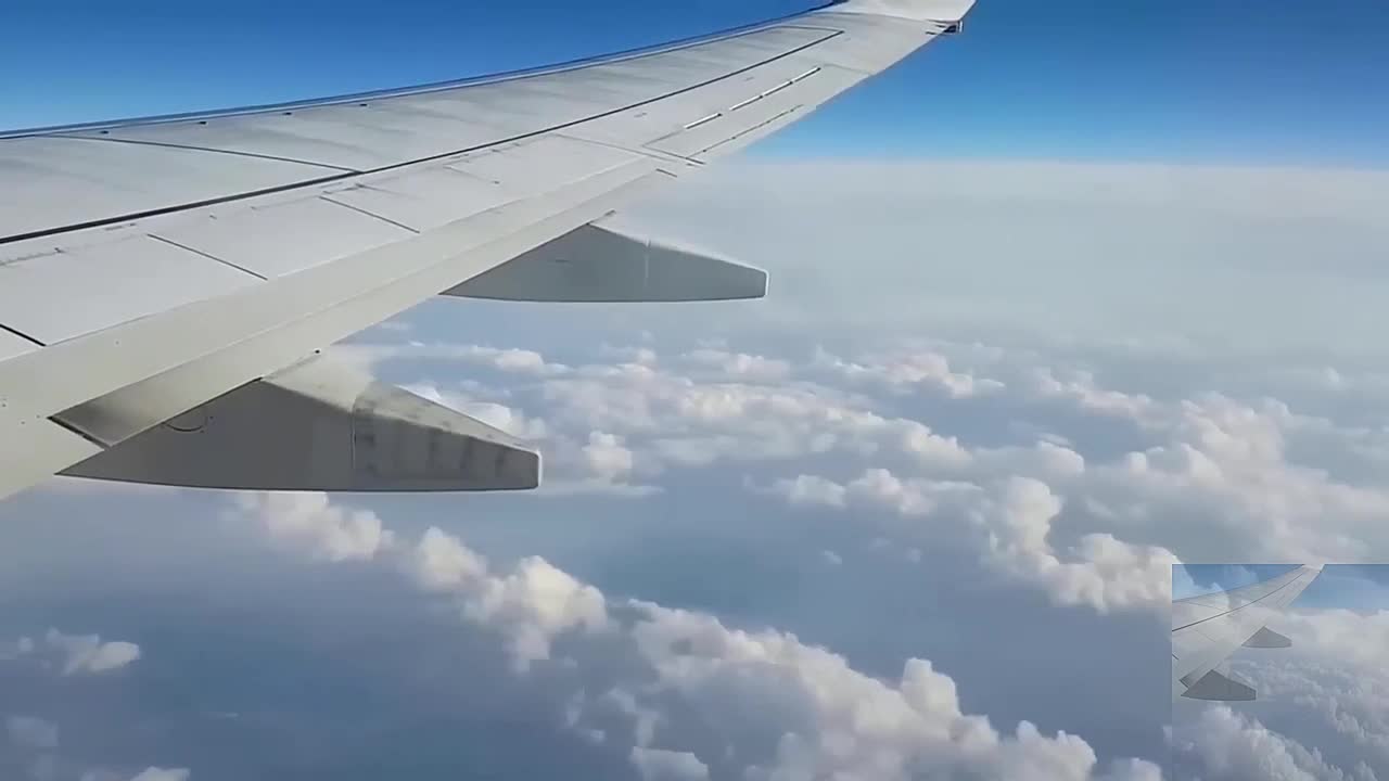 The sky outside the plane