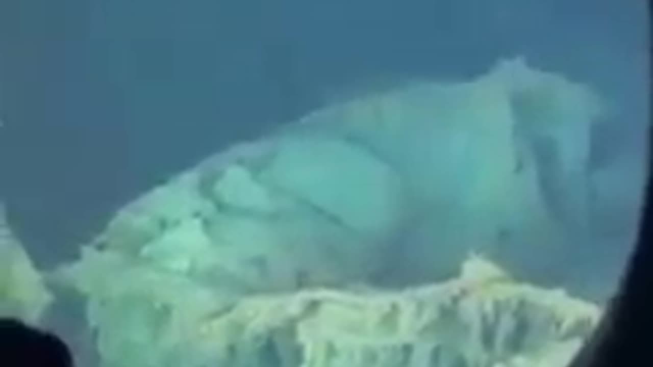 Video surfaced of people who went to see the boat