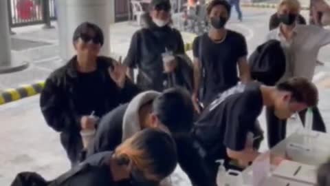 Samahan ang P-popboy group Alamat