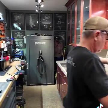 Man Cave, Extreme Rich Dude Edition