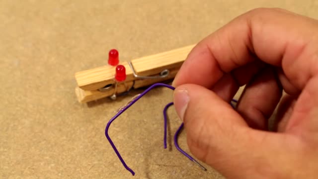 How to make a toy robot bug at home