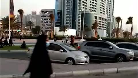 [JBR Beach Dubai] Beach Walk - Jumeirah Beach in Dubai.