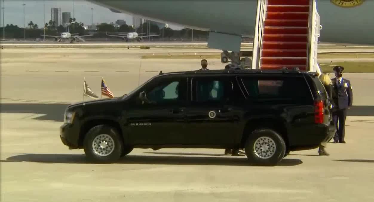 Former President Trump and First Family arrive in West Palm Beach.