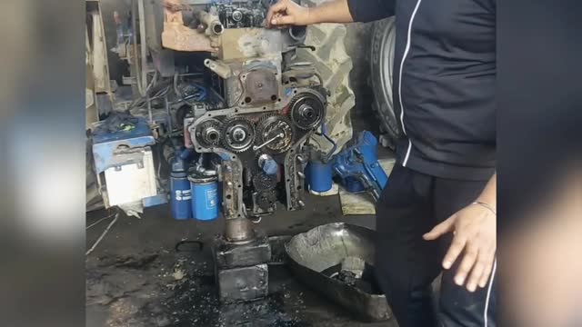 Diesel Mechanic - A Day in my DAD'S Workshop