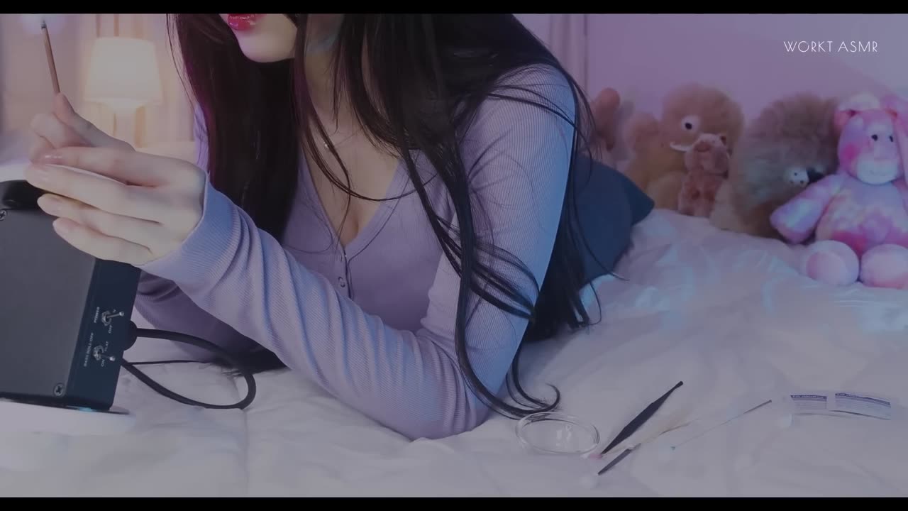 ASMR(Sub) ＂Clean Your Ears While Lying Down＂ Tsundere Noona Role Play ⧸ Girlfriend Ear Cleaning